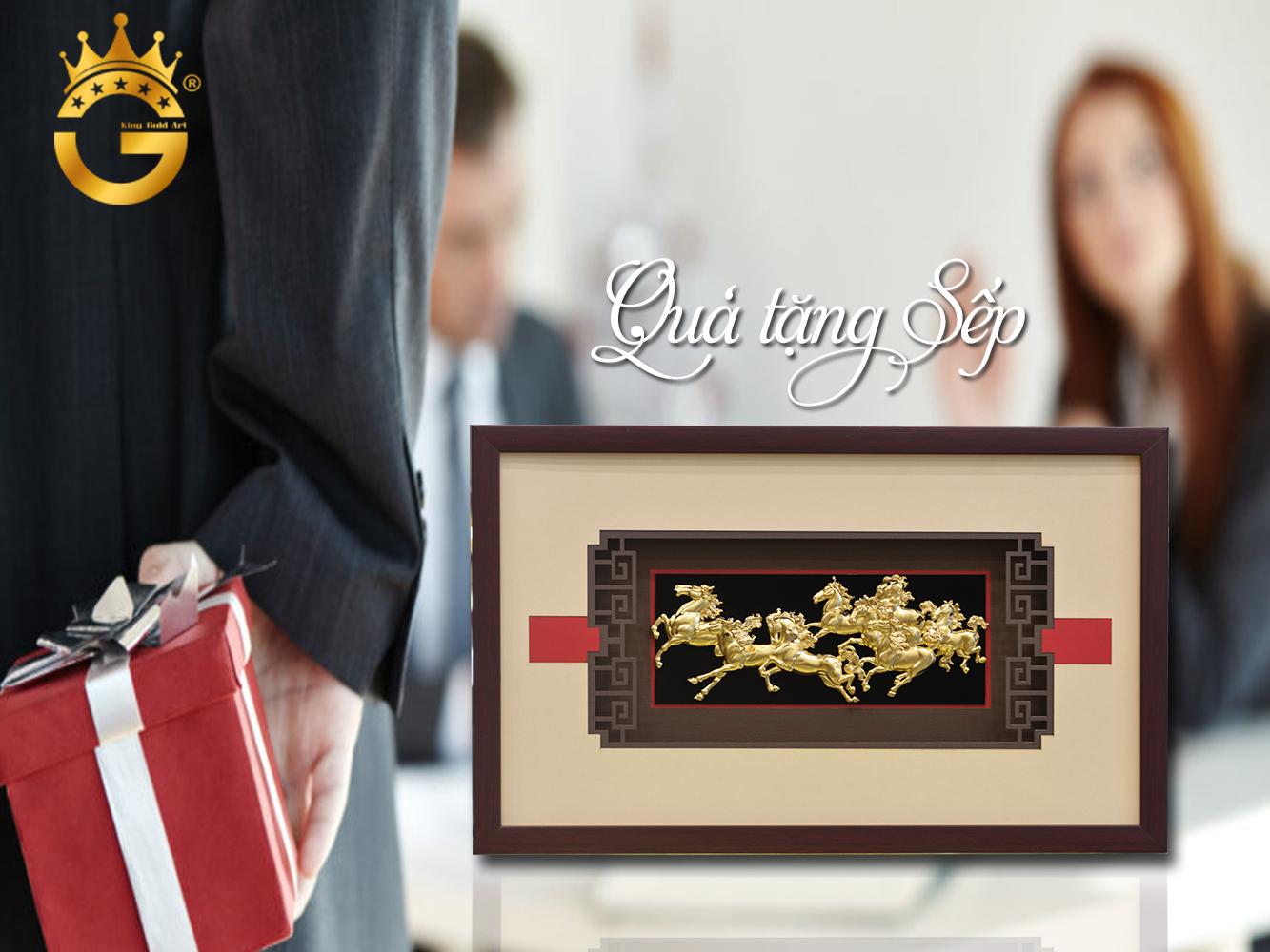 18+ gợi ý quà tặng sếp nữ vừa sang vừa xịn tại Vua quà vàng King Gold