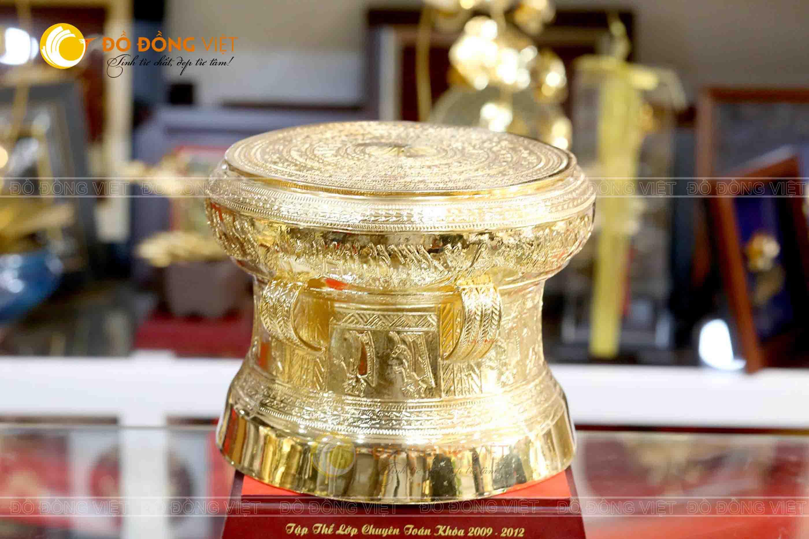 Tại sao nên lựa chọn trống đồng quà tặng tại King Gold Art?