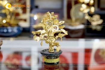 Chậu cây tài lộc dát vàng 24k làm quà tặng tân gia